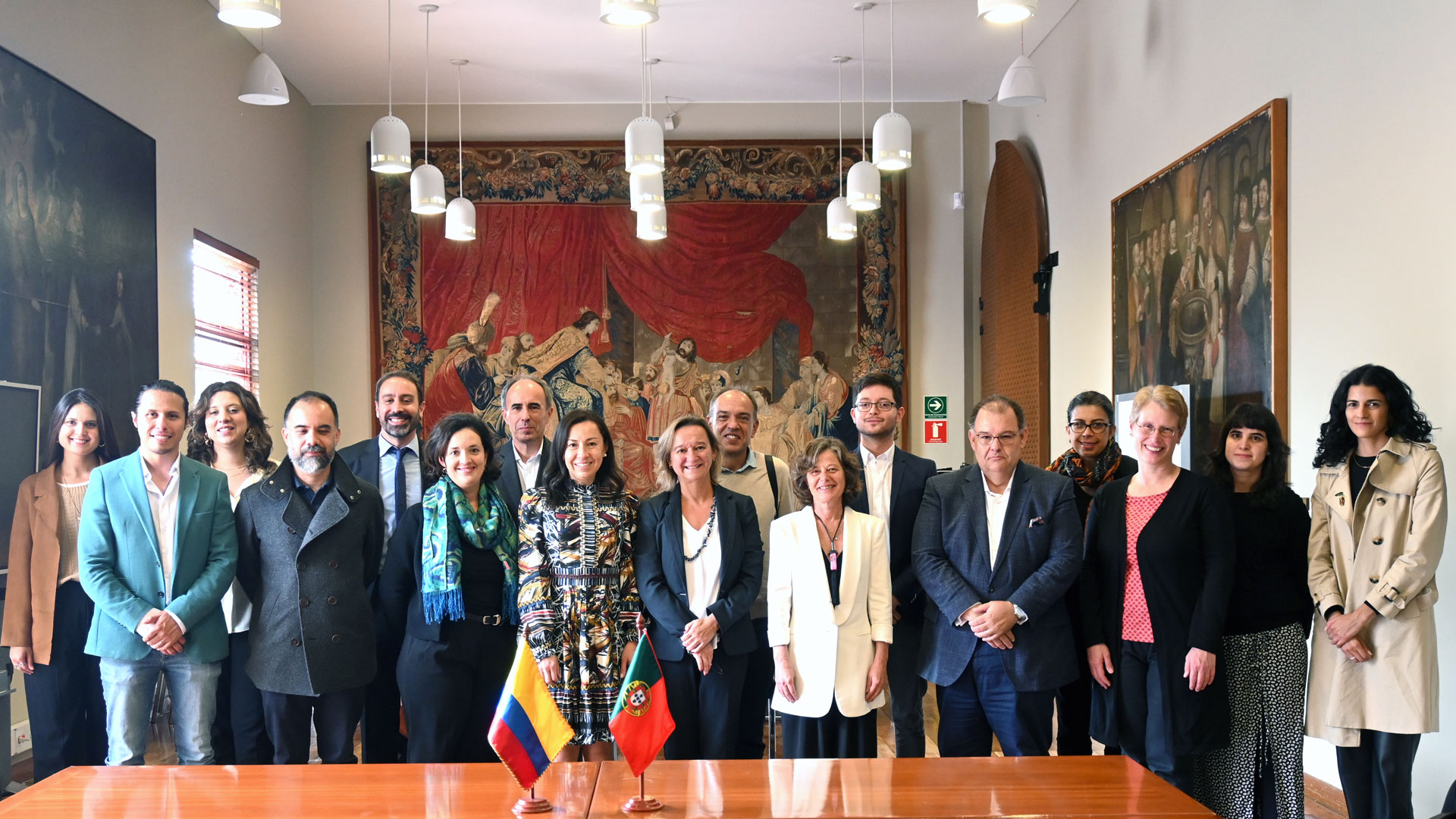 Convenio con Portugal para la creación del Centro de Lengua Portuguesa Camões en Los Andes